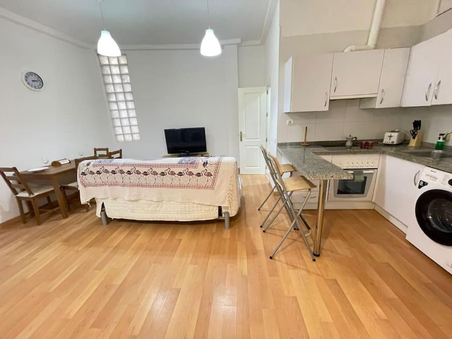 Nice Flat In Atarazanas - Souv Malaga Bagian luar foto