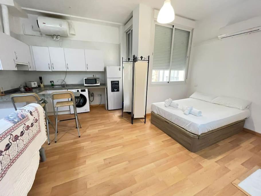 Nice Flat In Atarazanas - Souv Malaga Bagian luar foto