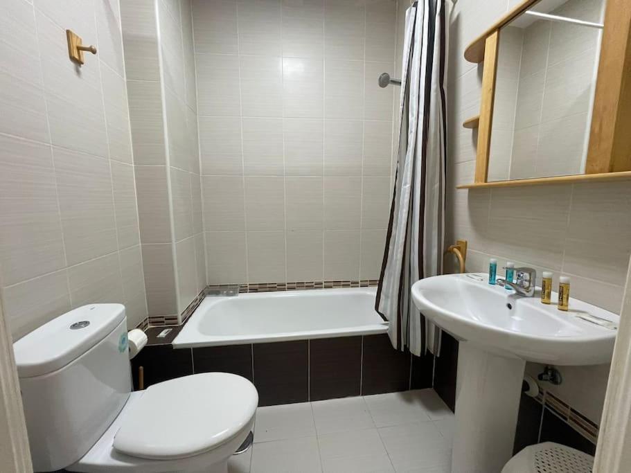 Nice Flat In Atarazanas - Souv Malaga Bagian luar foto
